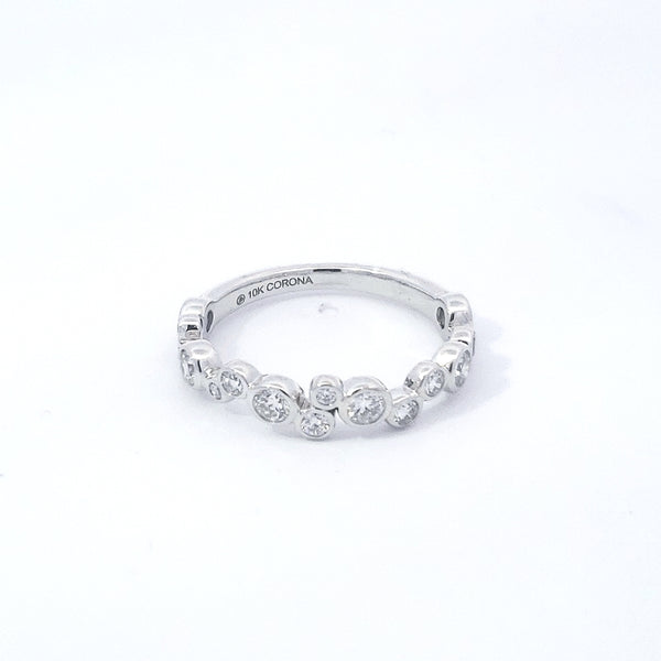 10K White Gold cttw Diamond Ring