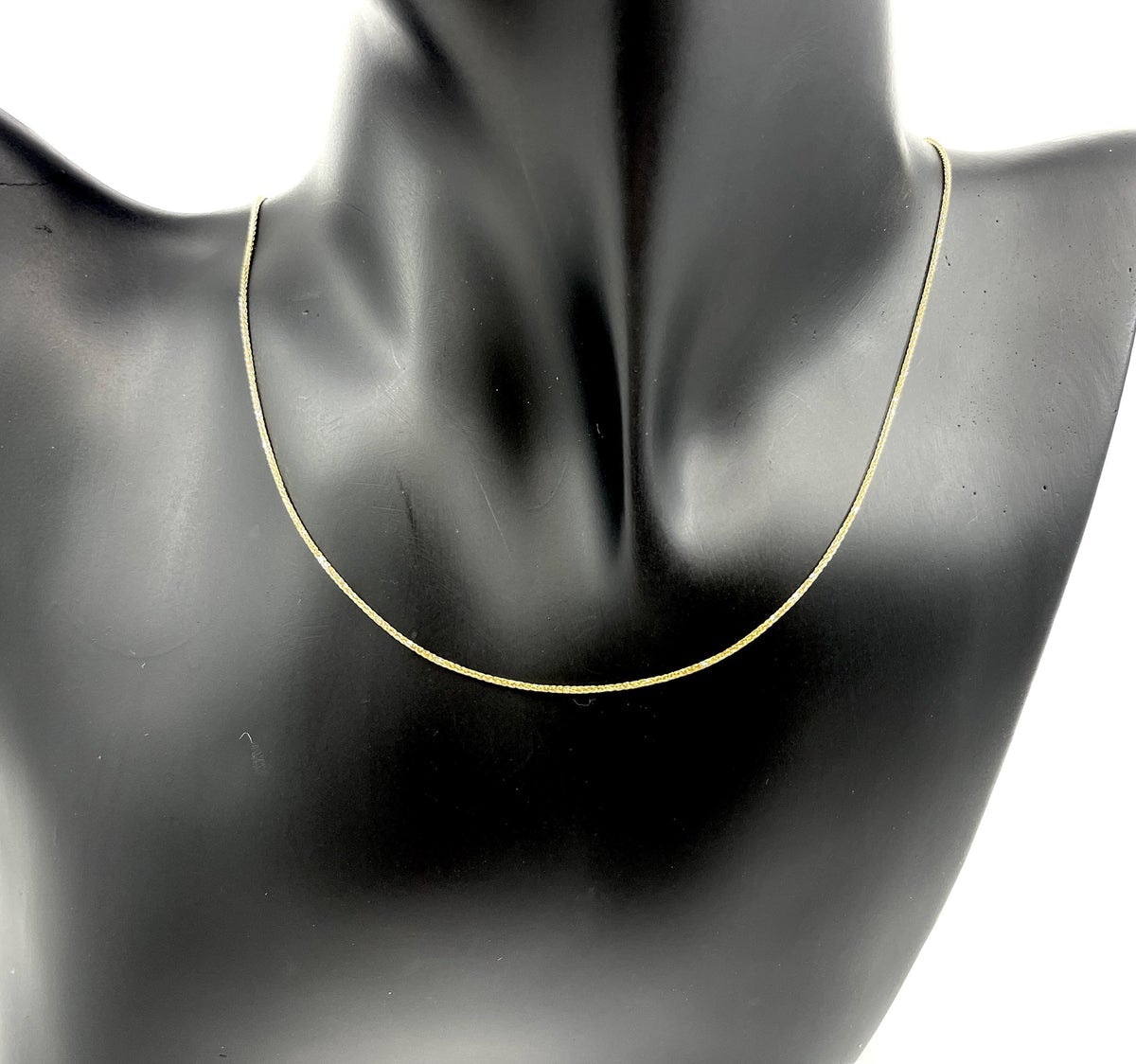 Tracking - 10K Yellow Gold Wheat Chain - 0.80 mm