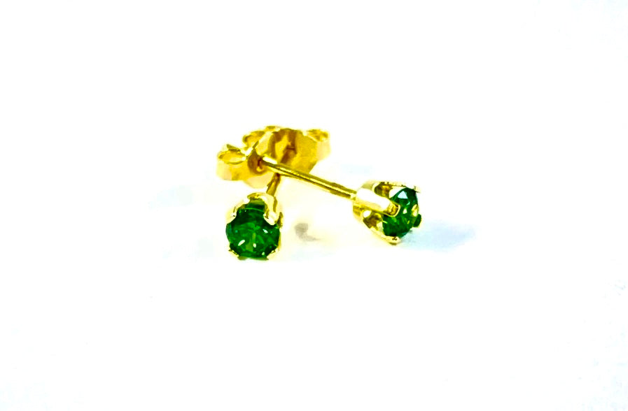 10K Yellow Gold 3mm Synthetic Emerald Stud Earrings with 4 Claw Setting