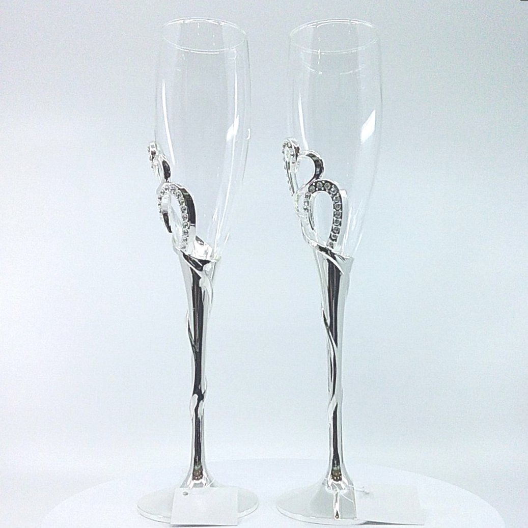 Double Heart Champagne Flutes