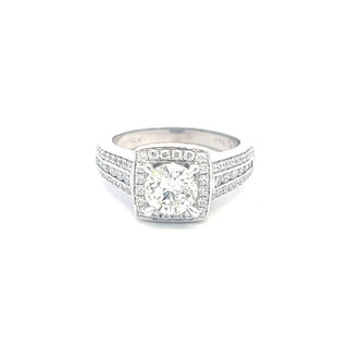 Multi-stone Diamond rings