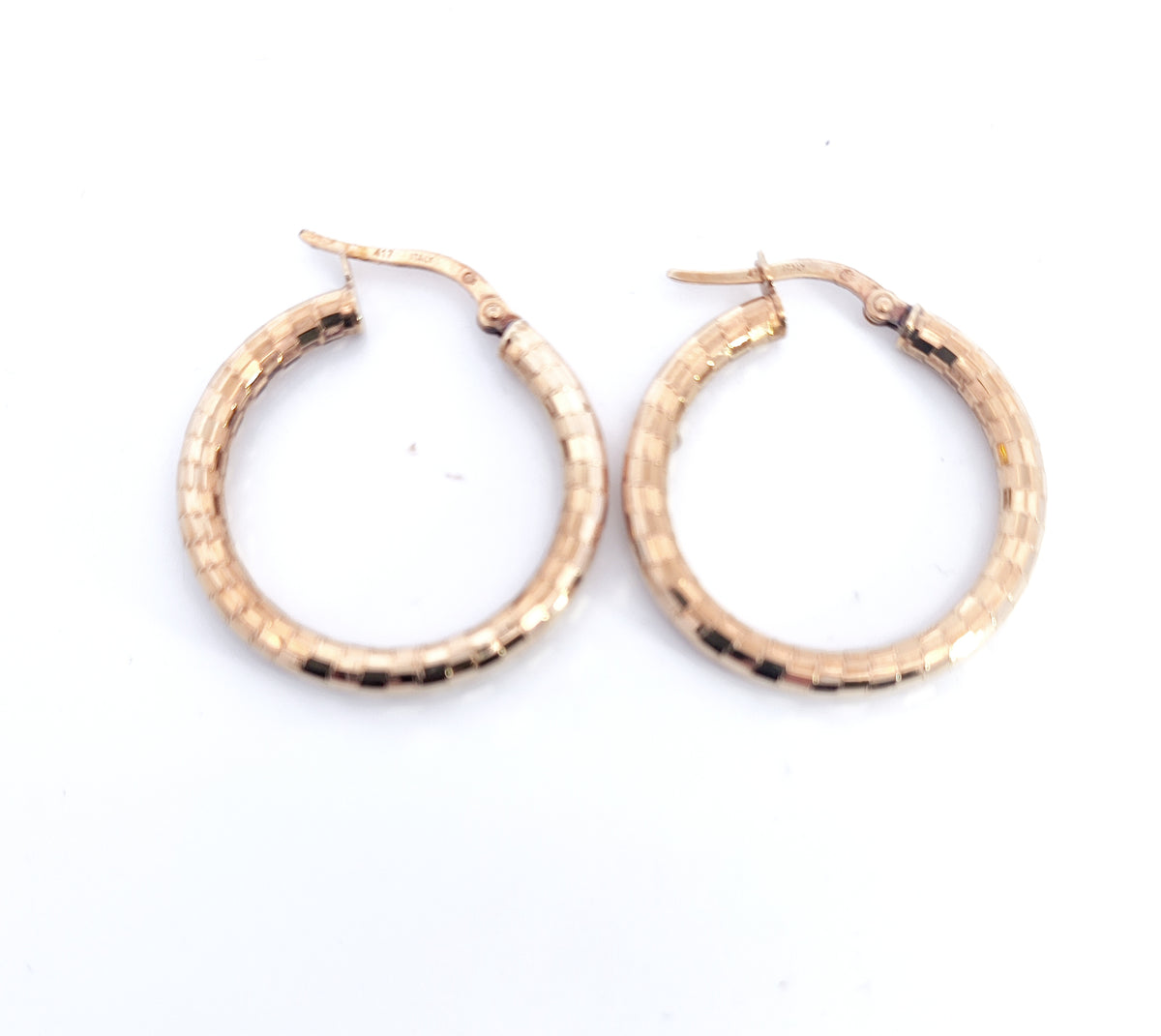 10K Yellow Gold Hoops 22mm