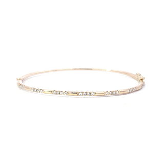 Brazalete de diamantes en oro amarillo de 14 quilates