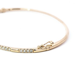 Brazalete de diamantes en oro amarillo de 14 quilates