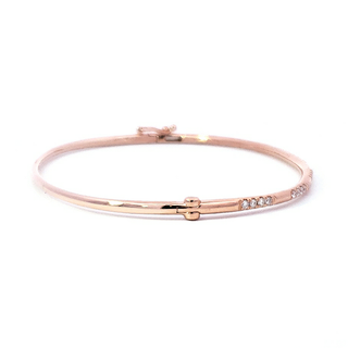 Brazalete de diamantes en oro rosa de 14 quilates