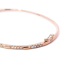 Brazalete de diamantes en oro rosa de 14 quilates