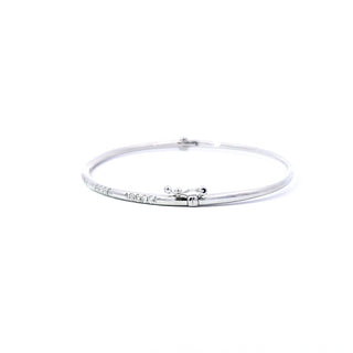 Brazalete de diamantes en oro blanco de 14 quilates