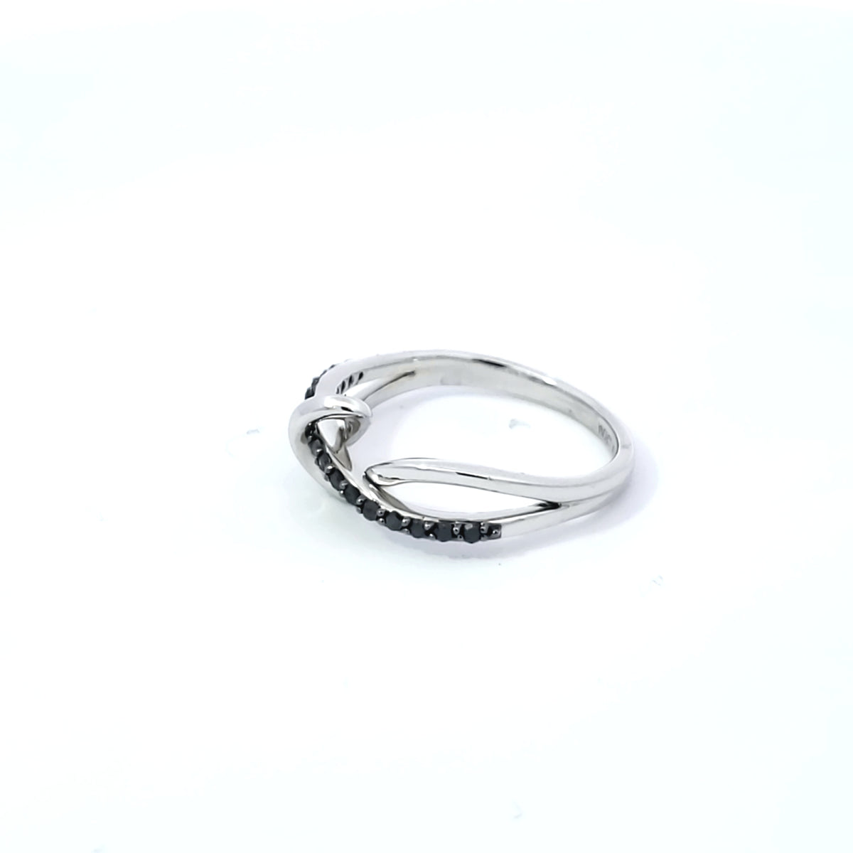 10K White Gold 0.15 cttw Black Diamond Ring