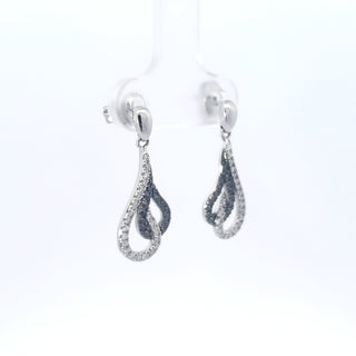 Aretes de diamantes negros de 0,33 quilates en oro blanco de 10 quilates