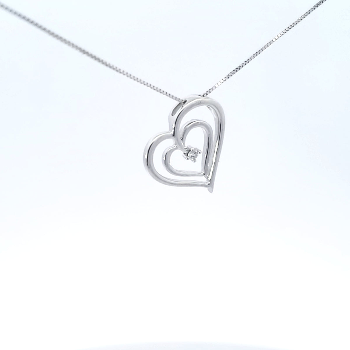 10K White Gold 0.02 cttw Diamond Heart Pendant, 18&quot;