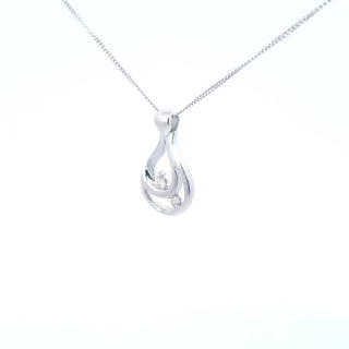 Colgante de diamantes de 0,05 quilates en oro blanco de 10 quilates, 18"