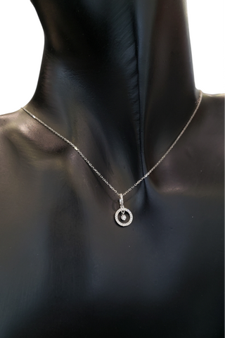 Colgante de oro blanco de 14 quilates con círculo de diamantes/infinito/eternidad, 18"
