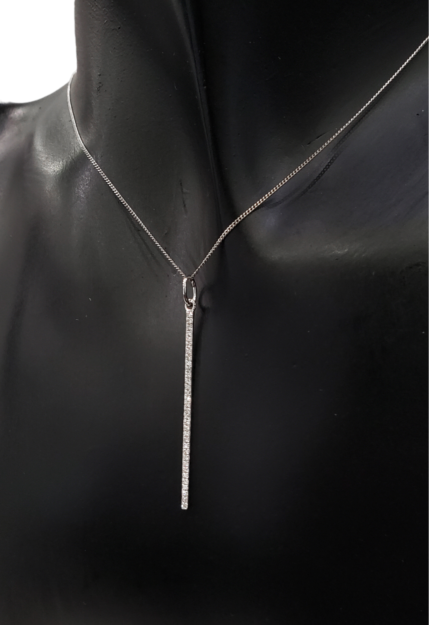 10/14K White Gold 0.11 cttw Diamond Pendant