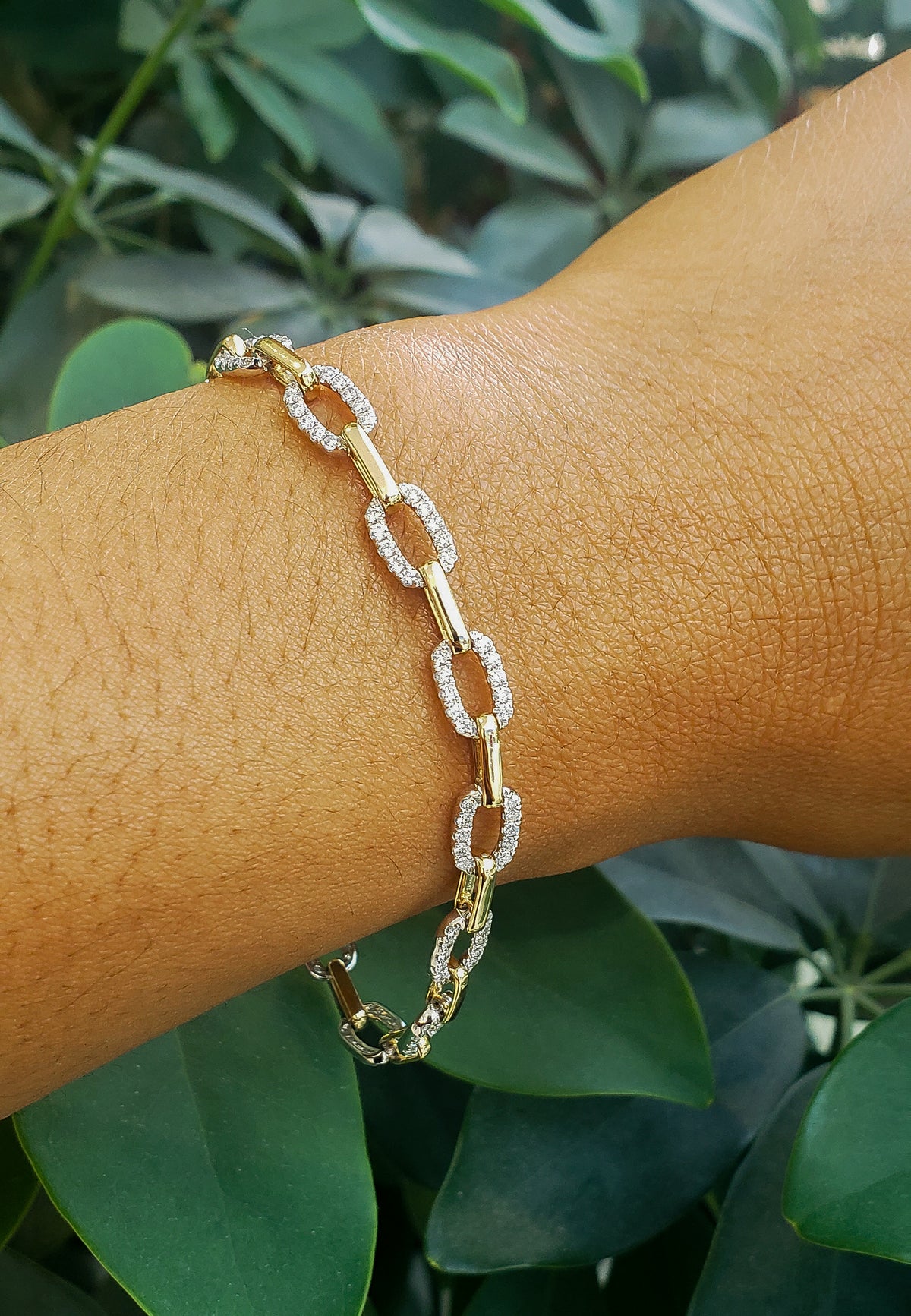 Pulsera de diamantes en oro amarillo y blanco de 14 quilates