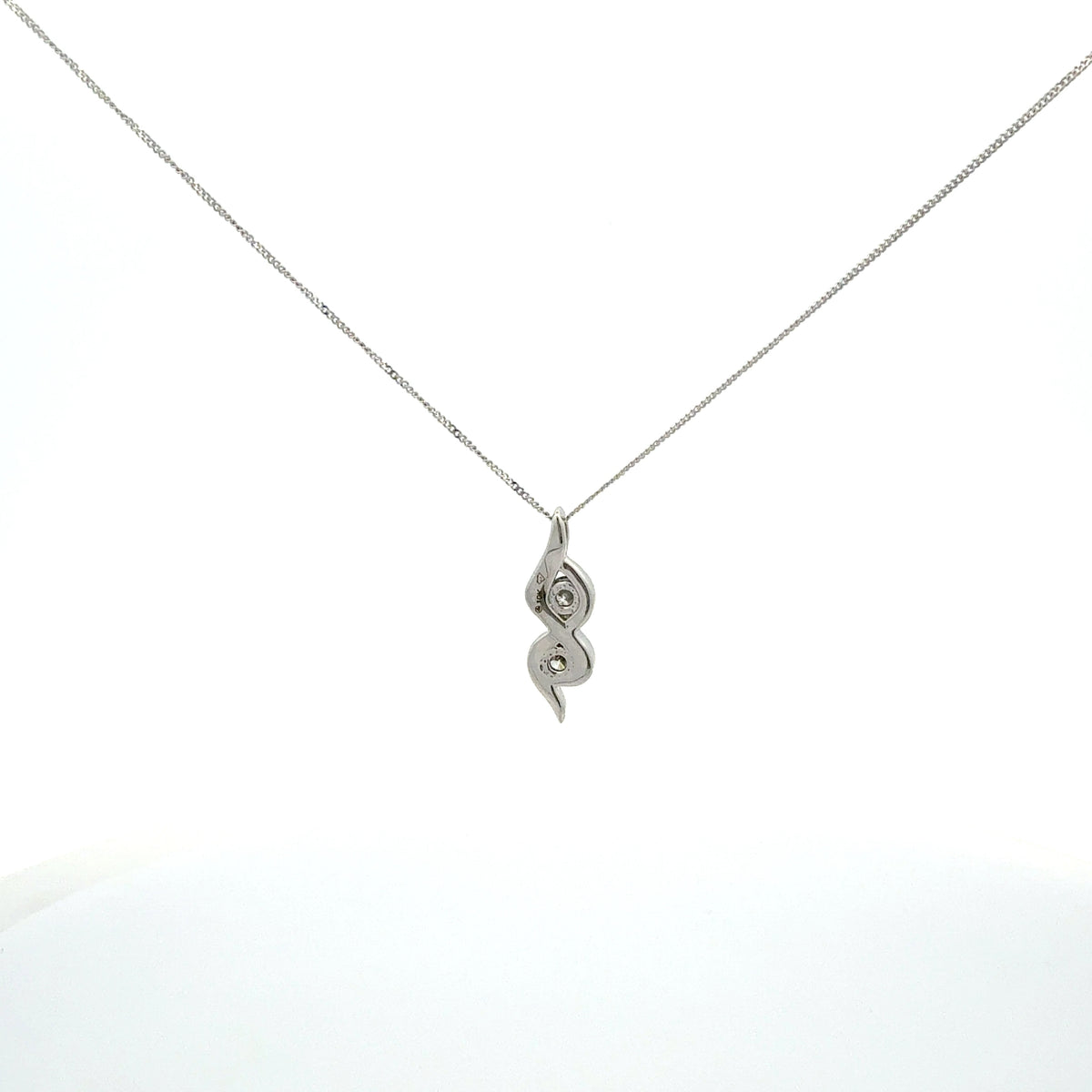 10K White Gold 0.20cttw Diamond Necklace