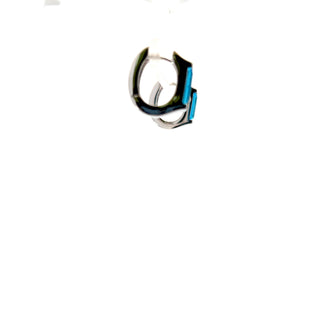 Solitaire Earrings With Baguette Color Stone