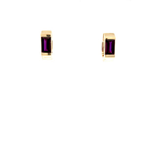Solitaire Earrings With Baguette Color Stone