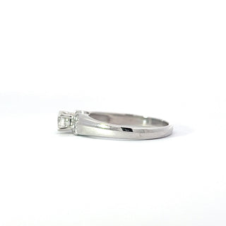 14K White Gold Diamond Ring