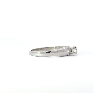 14K White Gold Diamond Ring