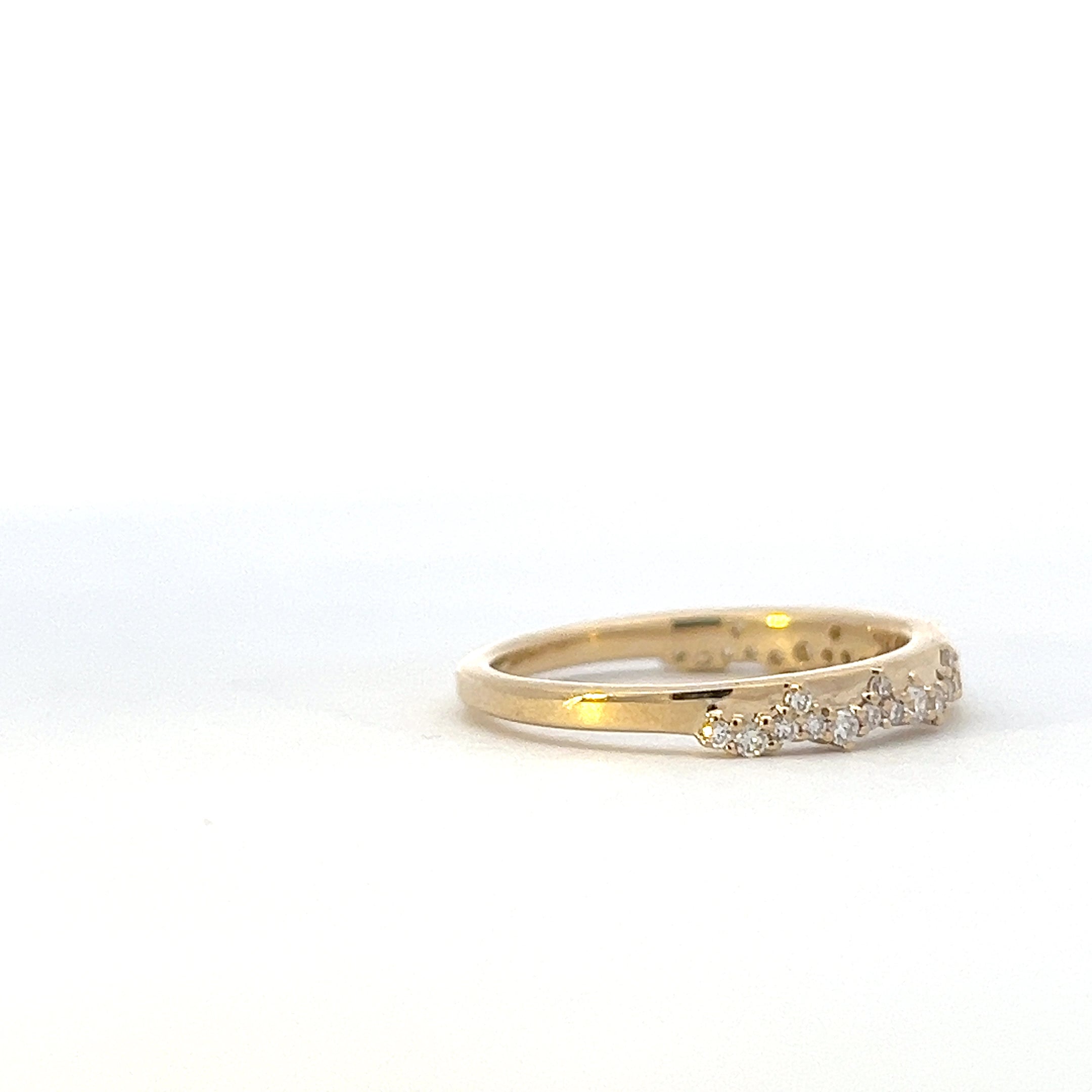 10K Yellow Gold 0.27cttw Diamond Wedding Band - 4 / yellow gold