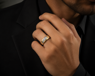 10K White & Yellow Gold 0.05cttw Diamond Gents Ring