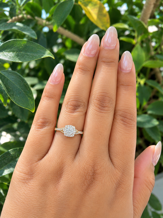 10K Yellow Gold 0.30cttw Gold Diamond Ring with Halo