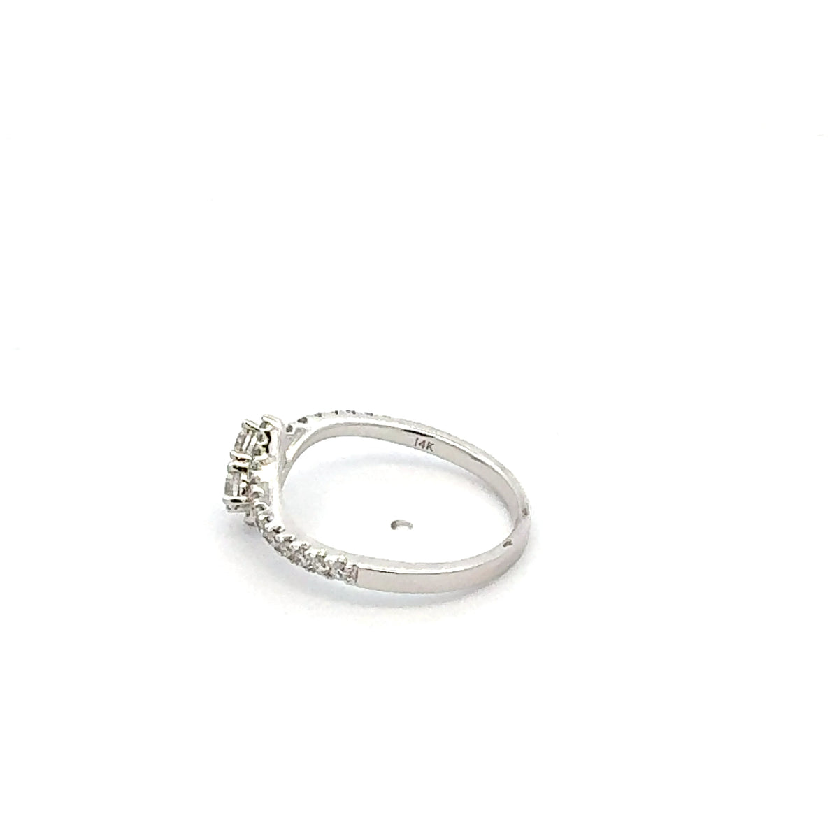 14K White Gold 0.45 cttw White Diamond Ring