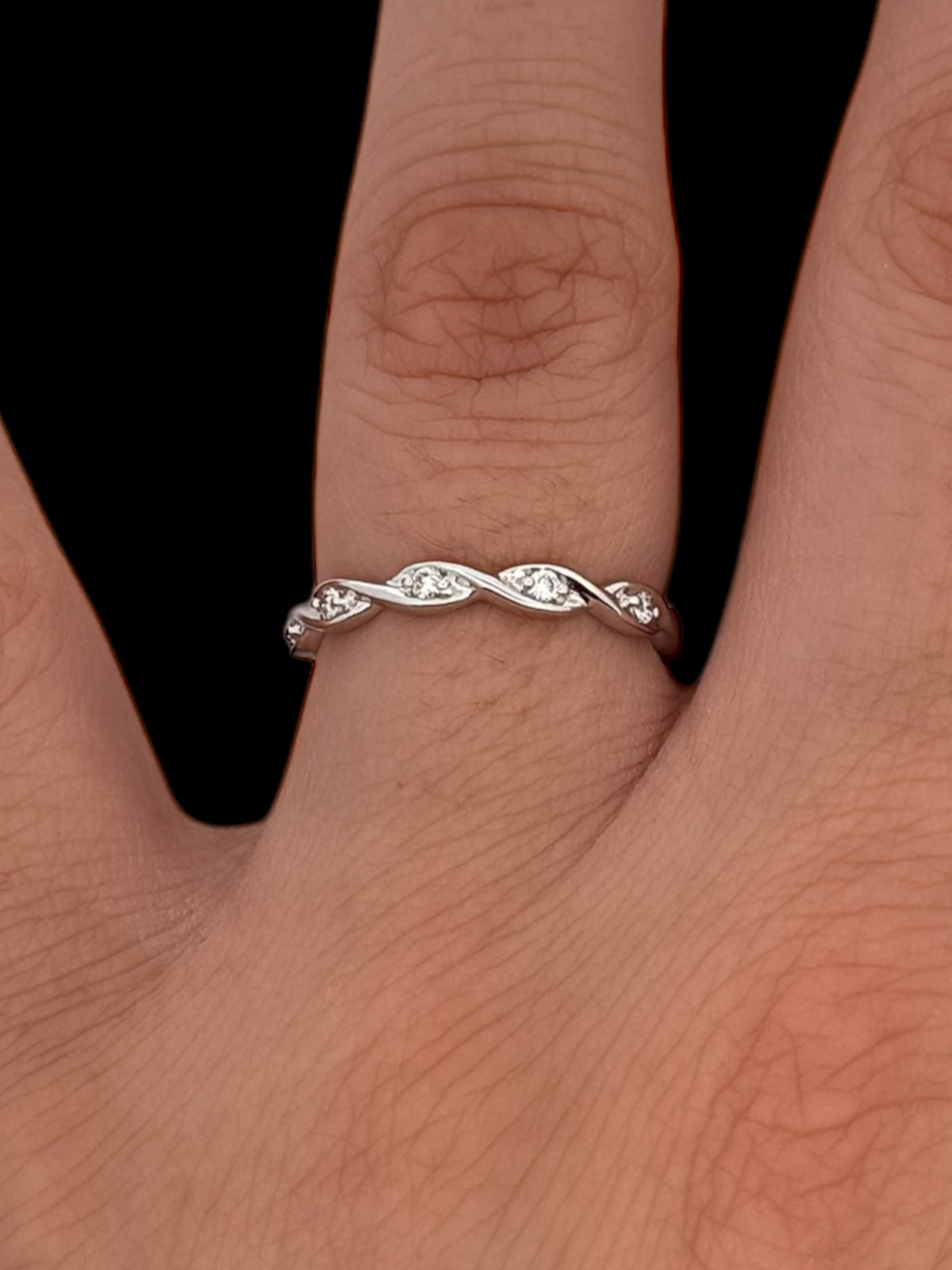 10K White Gold 0.08cttw Diamond Ring