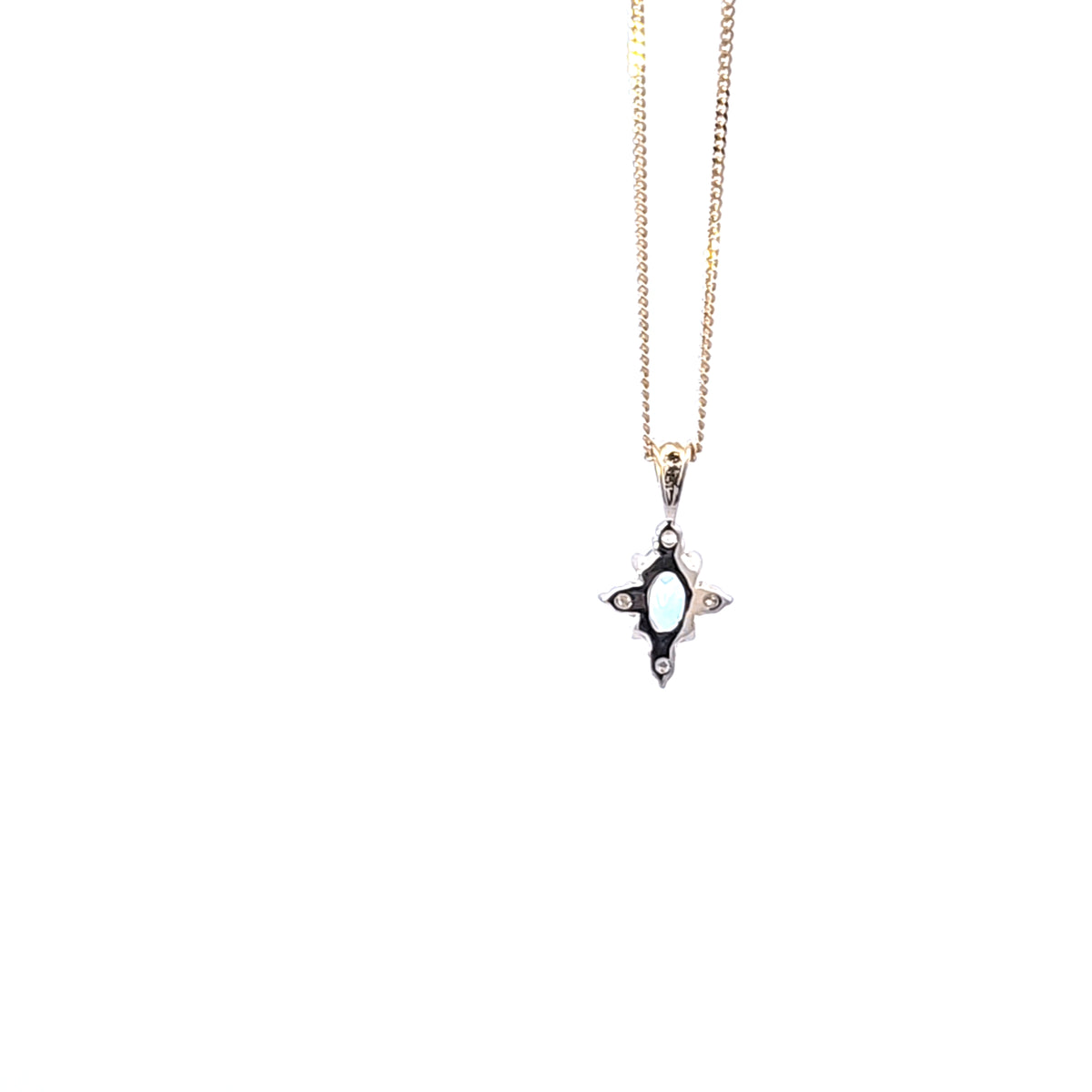 10K Yellow Gold Aquamarine and Diamond Necklace, 18&quot;
