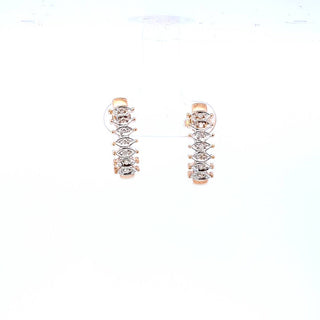 Tracking - 10K Yellow Gold 0.14cttw Diamond Earrings