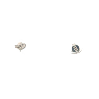 10K White Gold 0.03cttw Diamond Heart Stud Earrings