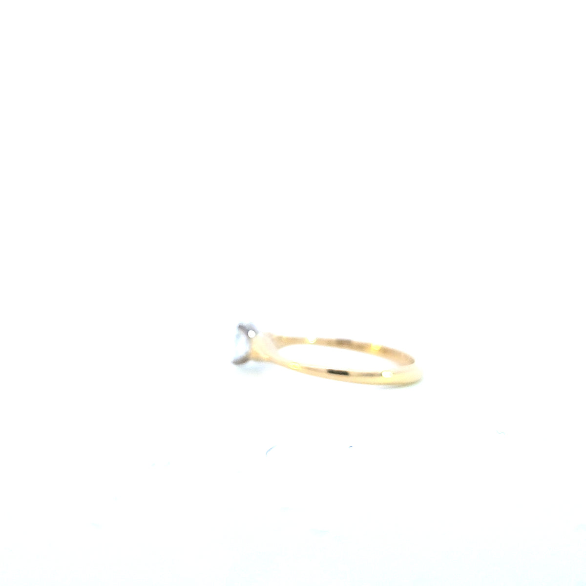 18K Yellow and White Gold Canadian Diamond Ring
