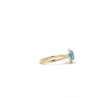 10K Yellow Gold Blue Topaz and Diamond Ring