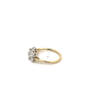 Anillo de diamantes brillantes redondos de 3 piedras cultivados en laboratorio de 14 quilates