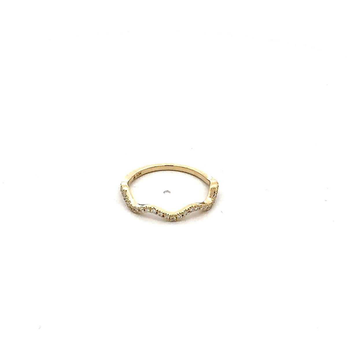 10K Yellow Gold 0.15cttw Diamond Ring