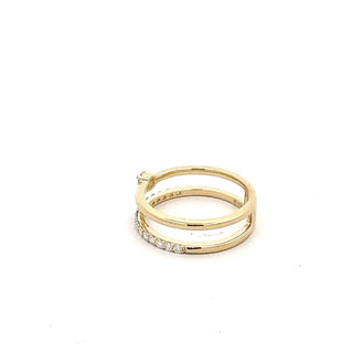10K Yellow Gold 0.096 ct Canadian Diamond Ring