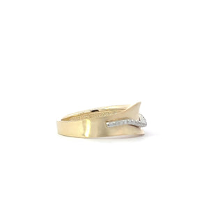 10K Yellow Gold 0.11cttw Diamond Ring