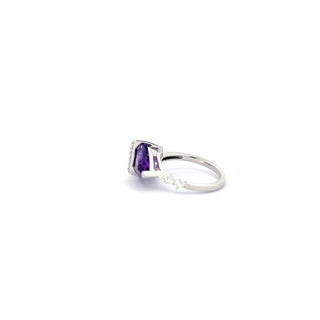 10K White Gold Amethyst and Canadian Maple Leaf Diamond Ring