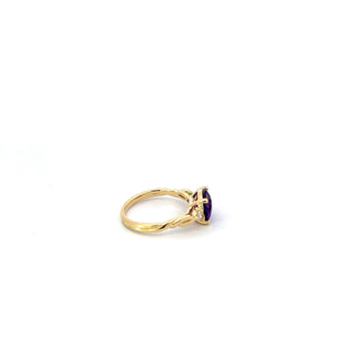 10K Yellow Gold with Amethyst Canadian Ring