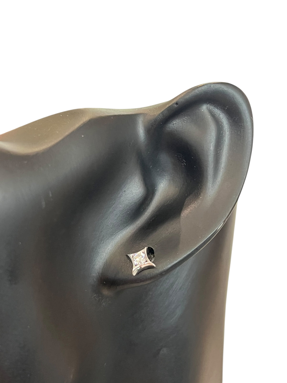 10K White Gold 0.25cttw Lab Grown Diamond Earrings