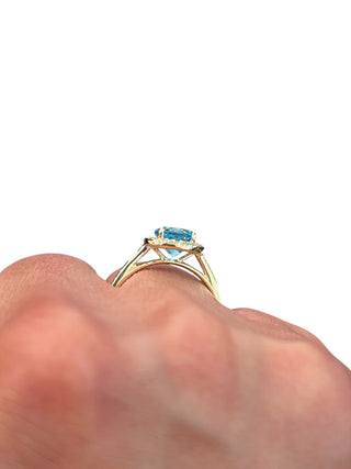 10K Yellow Gold Blue Topaz and Diamond Ring