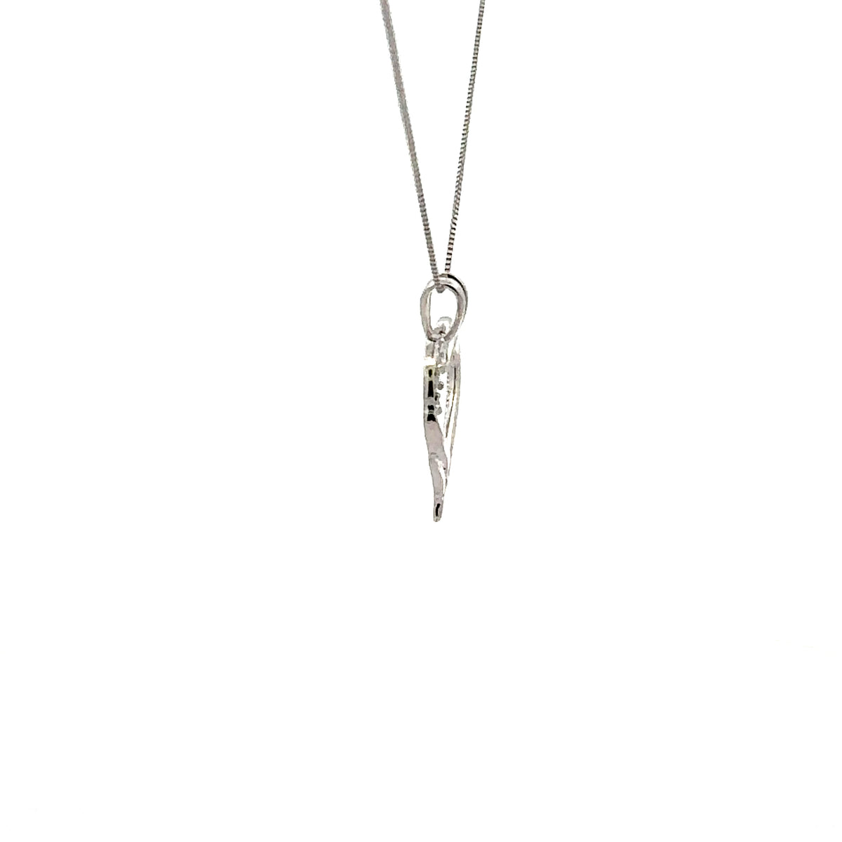 10K White Gold 0.04cttw Diamond Heart Pendant - 18&quot;