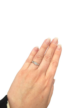 18K White Gold & Palladium Alloy (hypoallergenic) 0.65-1.50cttw Princess Cut Canadian Diamond Engagement Ring