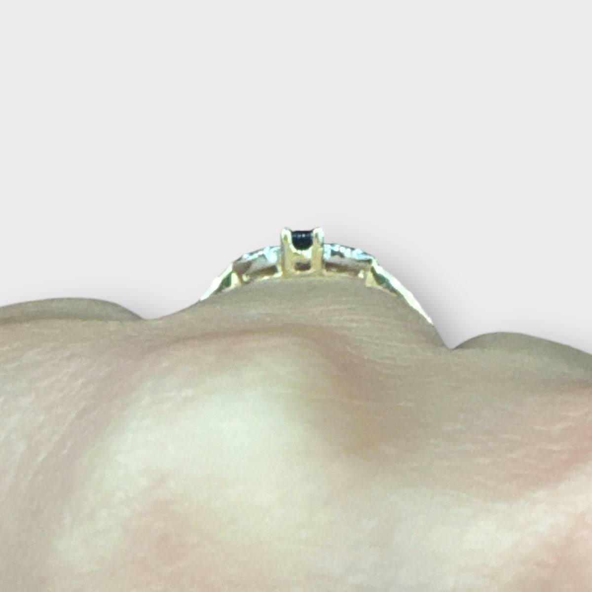 10K Yellow Gold Sapphire &amp; Diamond Ring