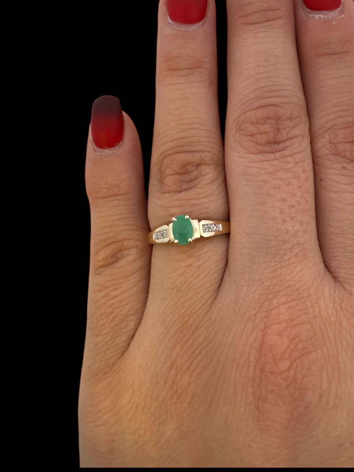 10K Yellow Gold Emerald &amp; Diamond Ring