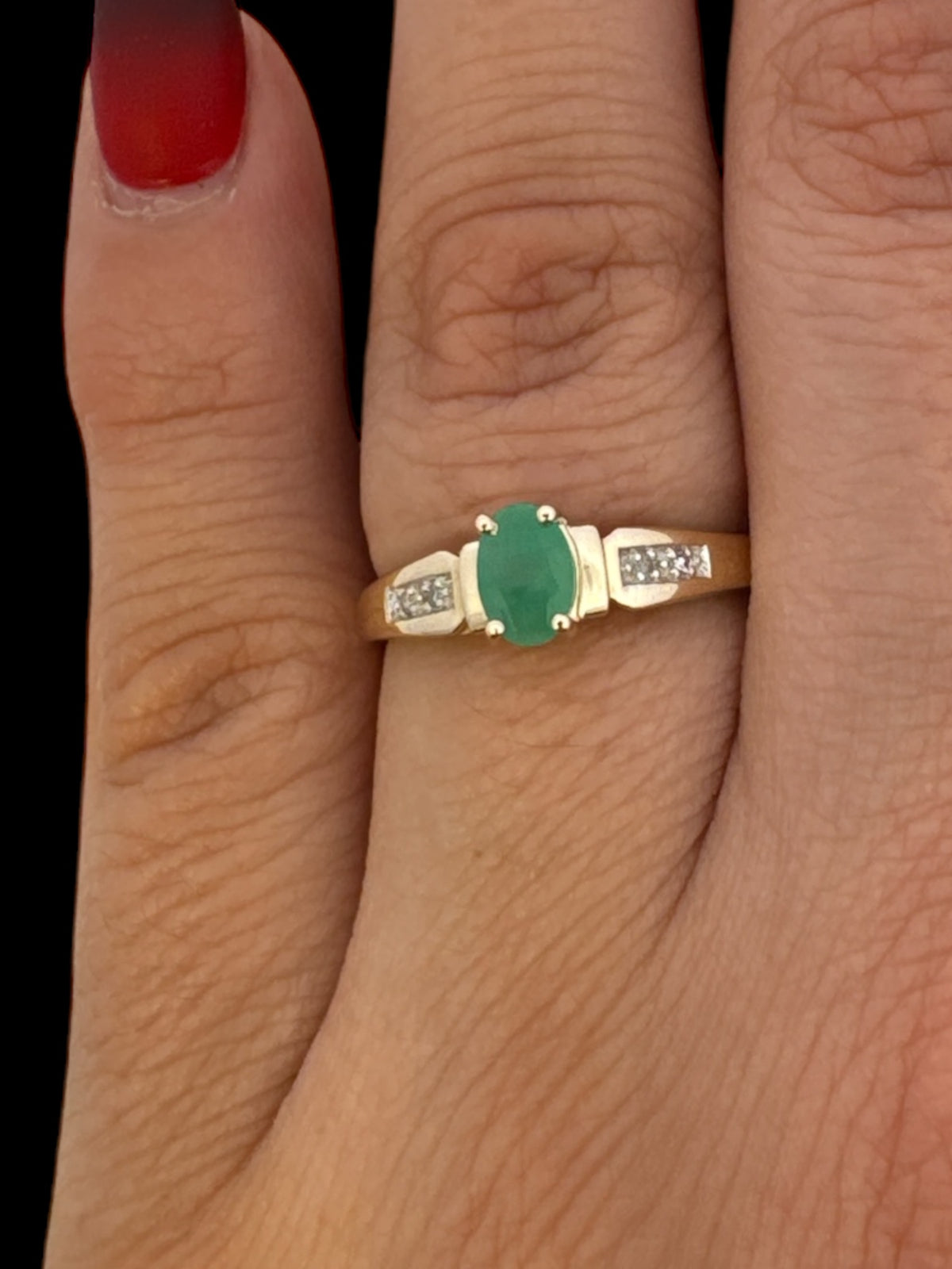 10K Yellow Gold Emerald &amp; Diamond Ring