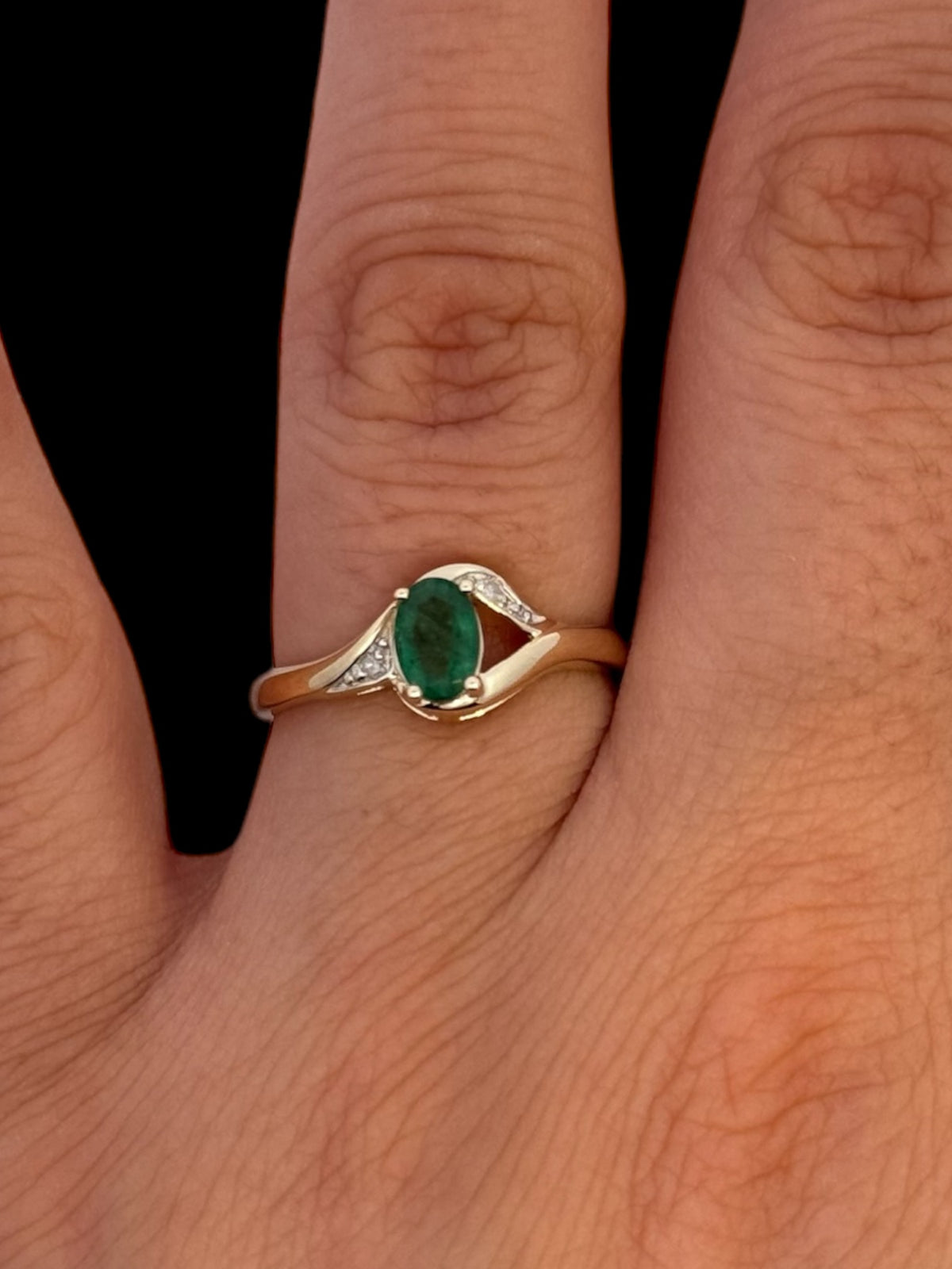 10K Yellow Gold Emerald &amp; Diamond Ring