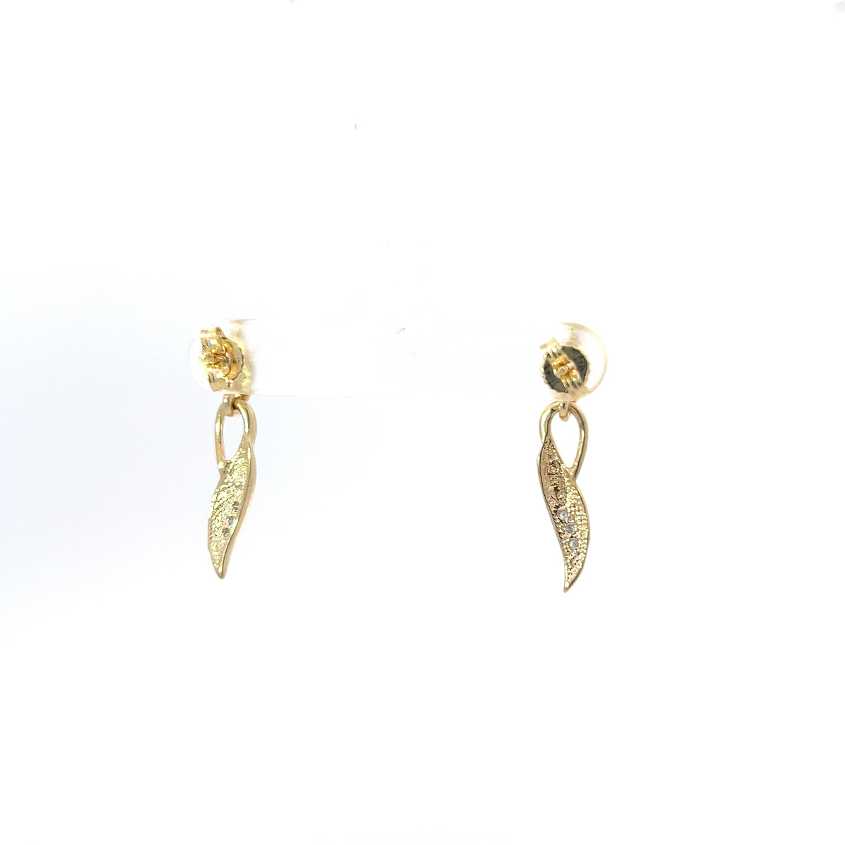 10K Yellow Gold 0.05cttw Diamond Dangle Earrings