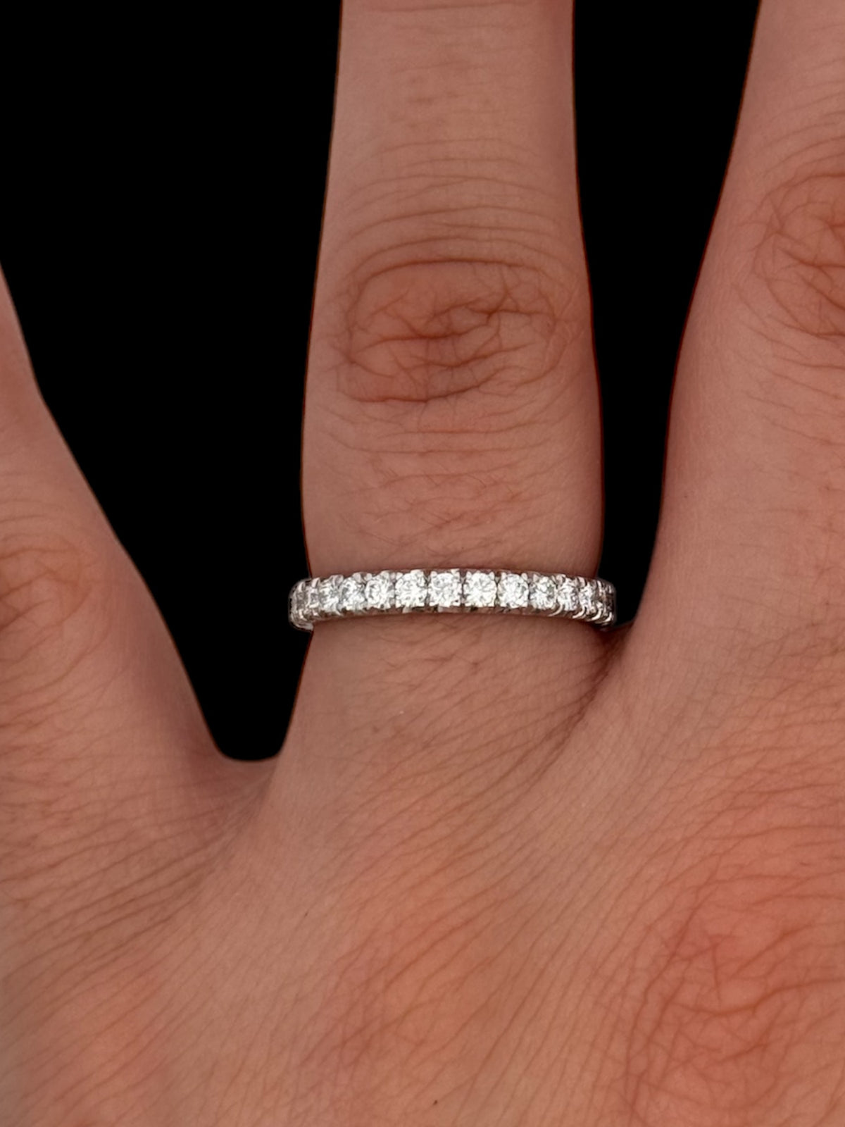 14K White Gold 0.70 cttw Diamond Band- Size 6