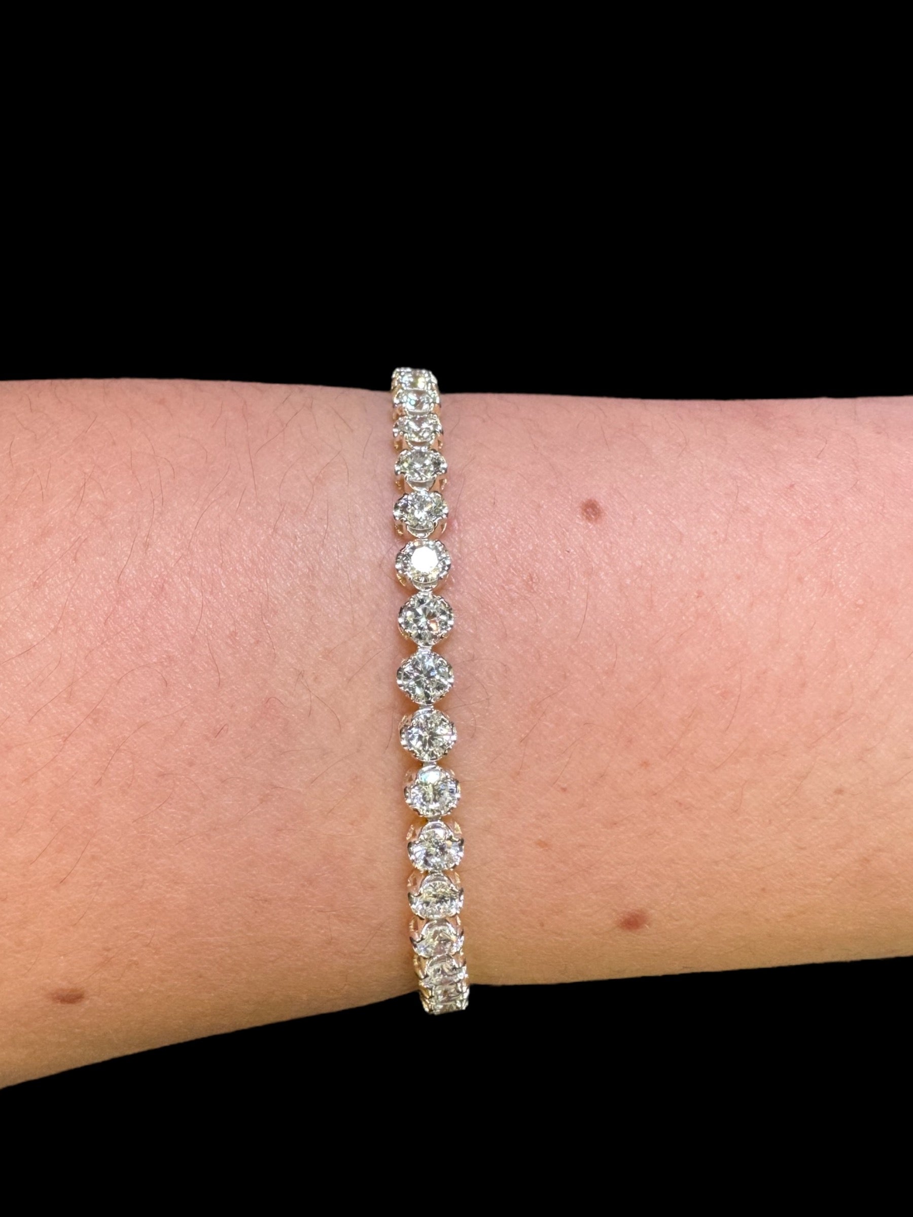 10K Lab Grown 5.00cttw Round Brilliant Cut Diamond Tennis Bracelet